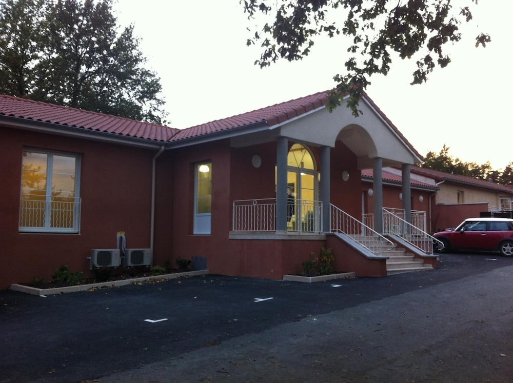 Hostellerie Du Matin Calme 3/39