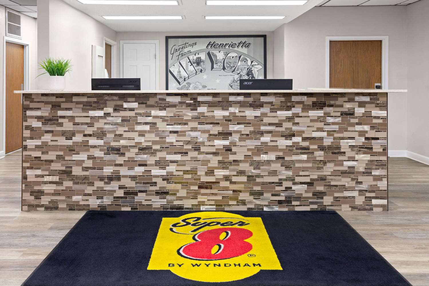 Super 8 By Wyndham Henrietta/Rochester Area 6/22
