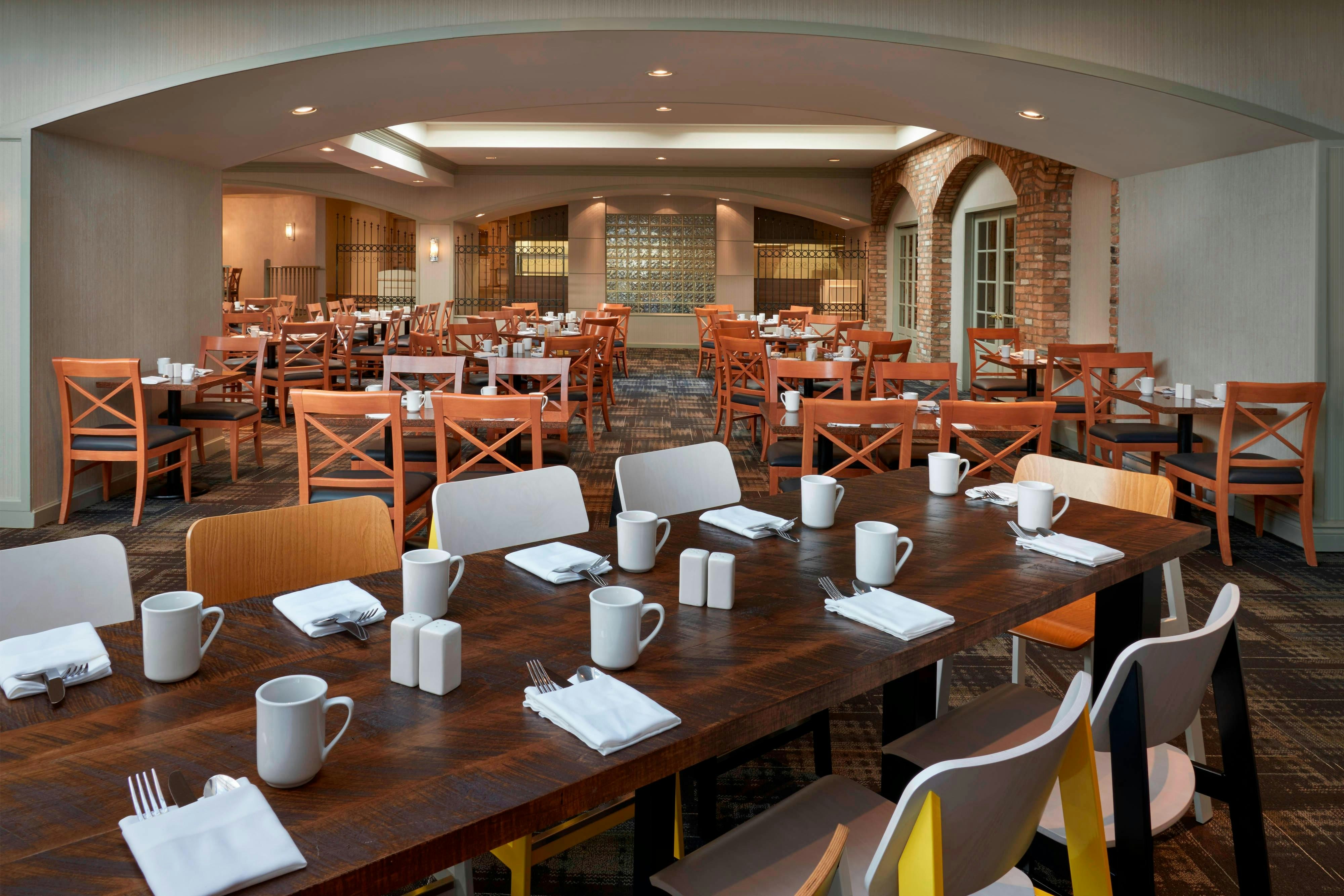Delta Hotels by Marriott Toronto Airport & Conference Centre 21/32