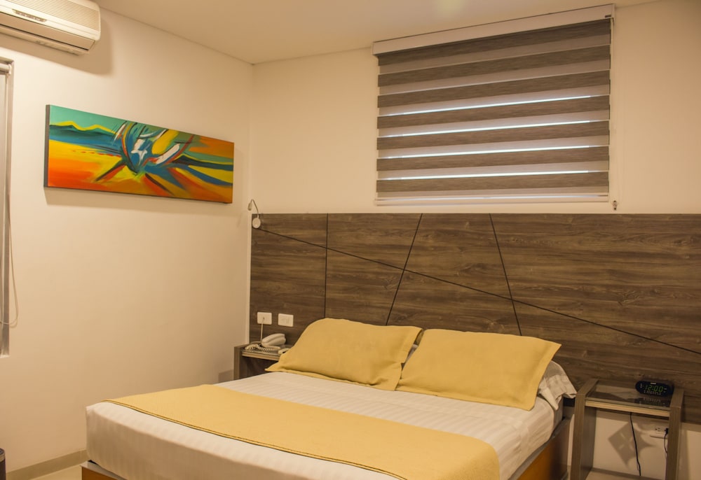 غرفة قياسية بسرير مزدوج، Hotel Toscana Plaza 2/3