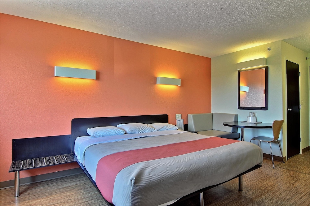 Motel6 Gilman, IL 32/50
