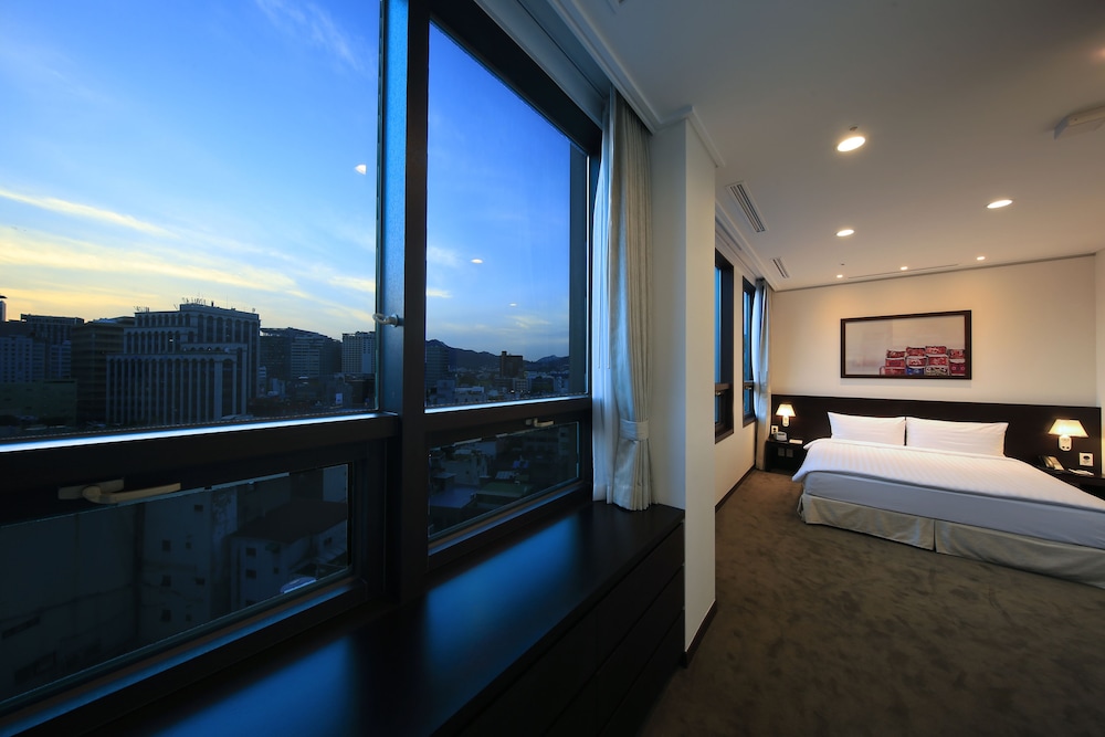 Orakai Insadong Suites 15/72