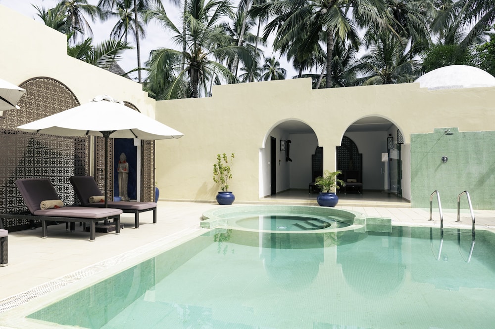 TUI BLUE Bahari Zanzibar 4/66