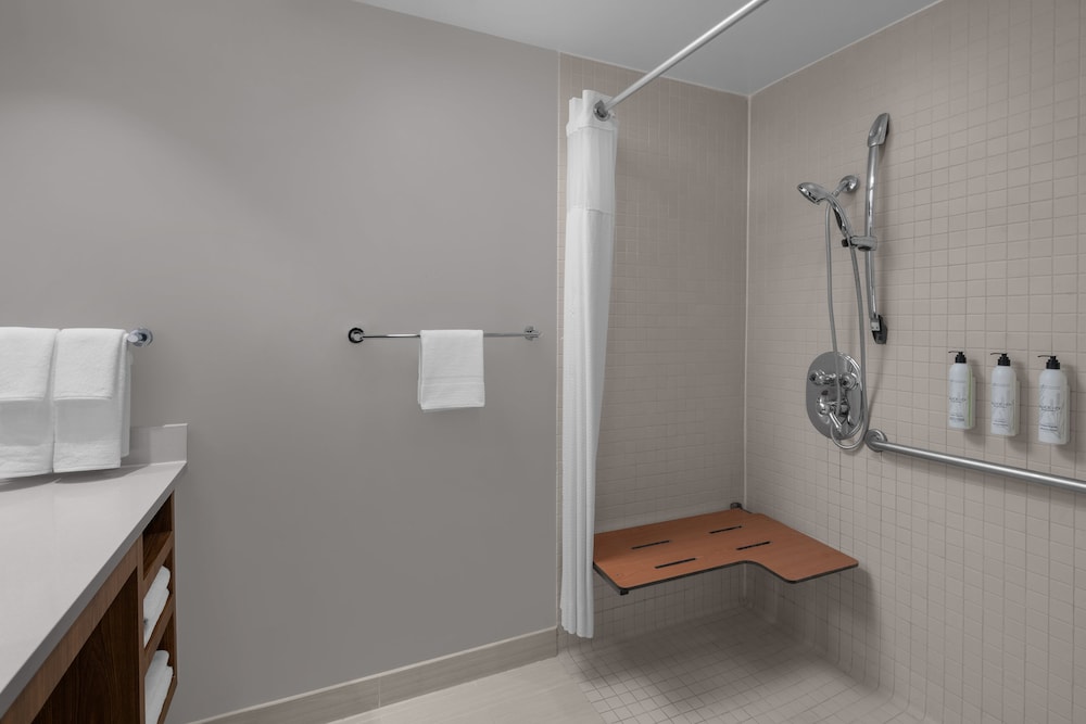 Springhill Suites Houston Intercontinental Airport 50/51