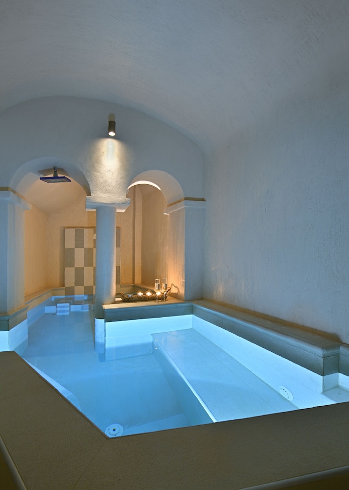 The A Collection, Oia by K and K 24/50