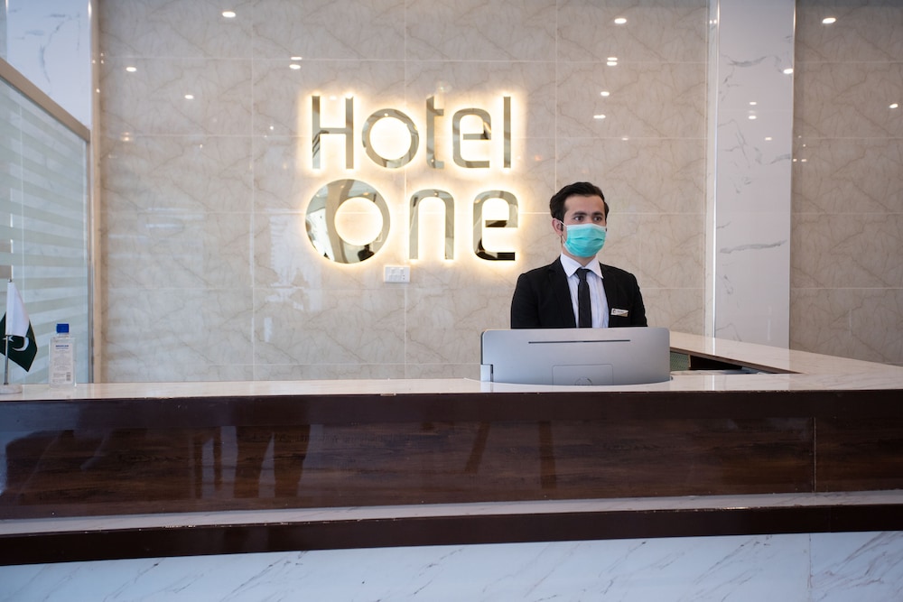 Hotel One Swat 7/43