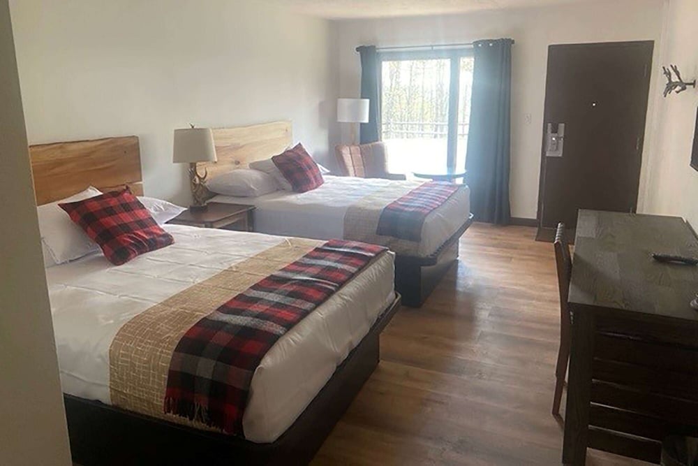 Travelodge by Wyndham Emlenton 12/50