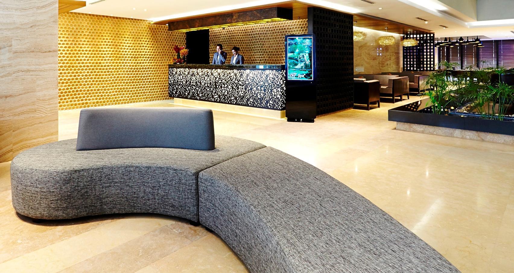 Lobby at Amari Dhaka, DHAKA