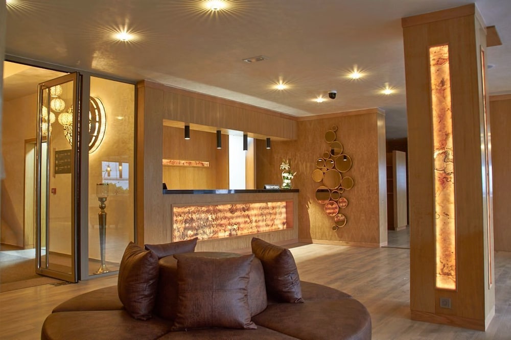Mabrouk Hotel 10/43