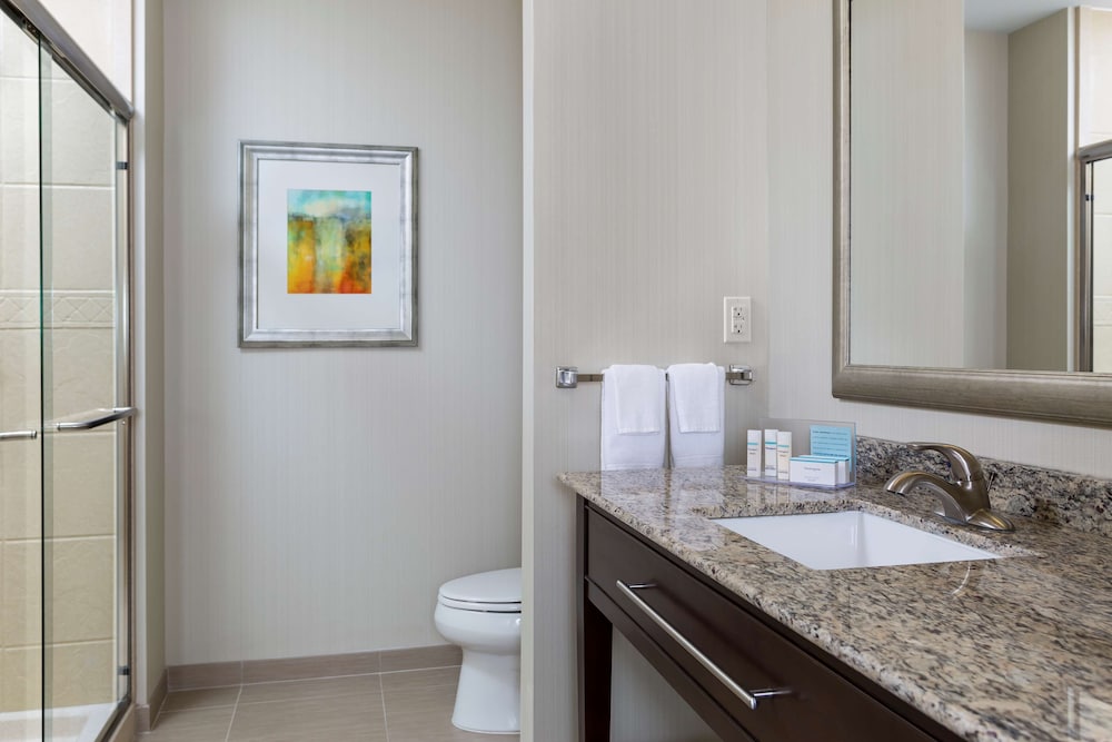 Hampton Inn & Suites Philadelphia Montgomeryville 12/37