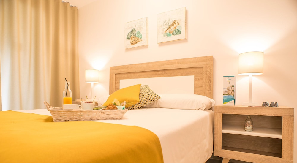 1 BEDROOM, APARTMENT