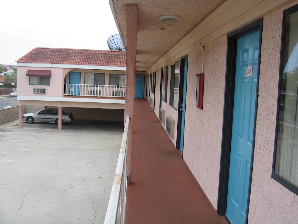 Royal Inn Motel Long Beach 1/31