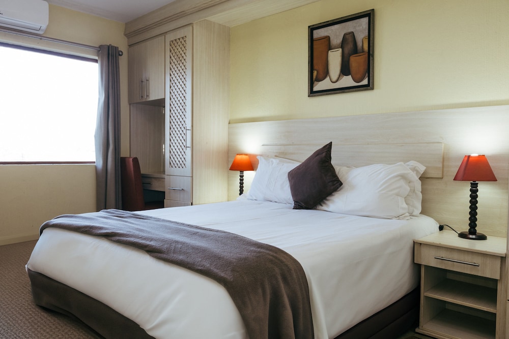 Splendid Inn Port Edward Ex Premier Hotel Edwardian 20/71