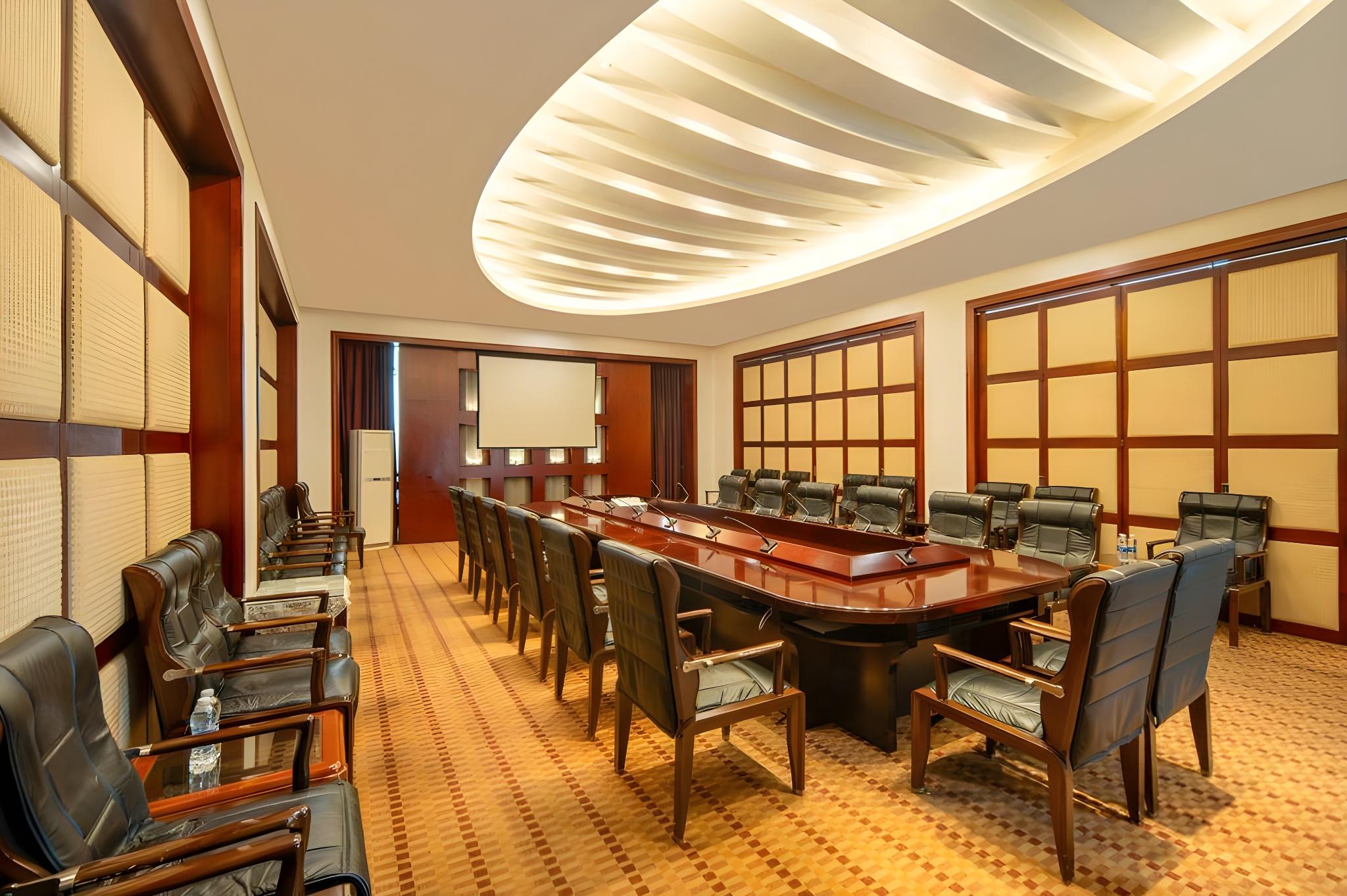 Zhangjiagang Guomao Hotel 28/42