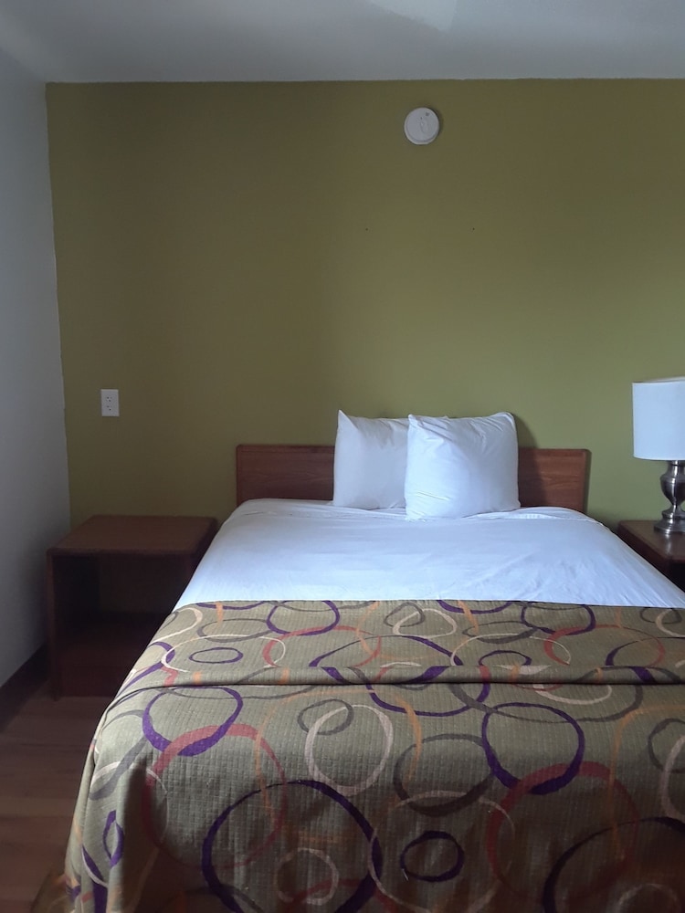 Welcome Suites Hazelwood Extended Stay Hotel 12/59