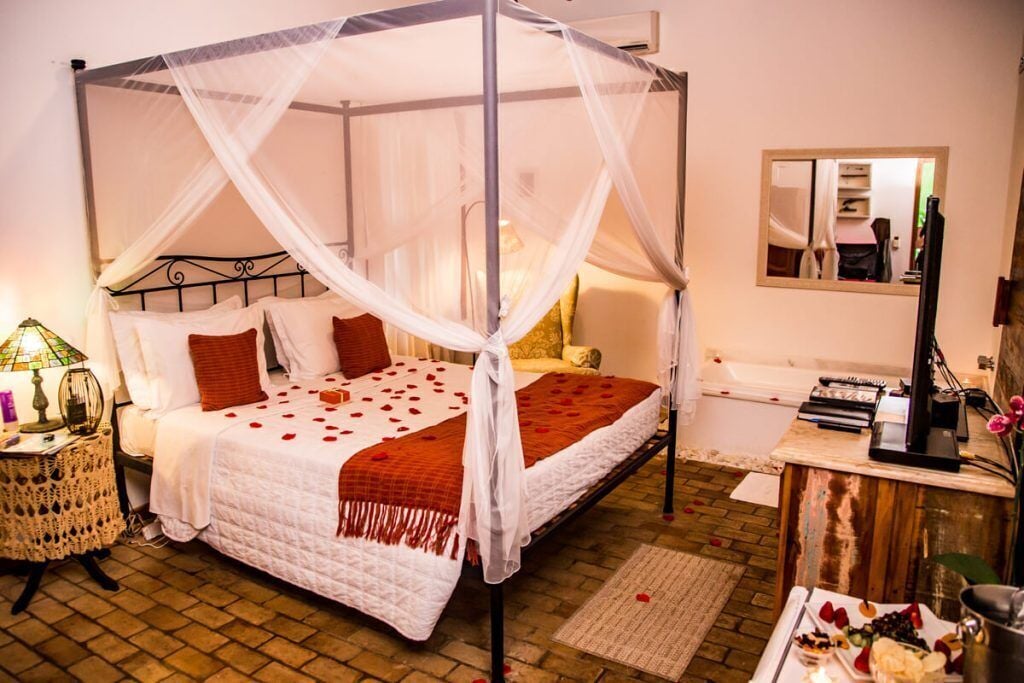 SUPERIOR, DOUBLE BED