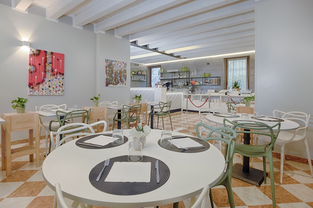 Albergo Fontana 55/71