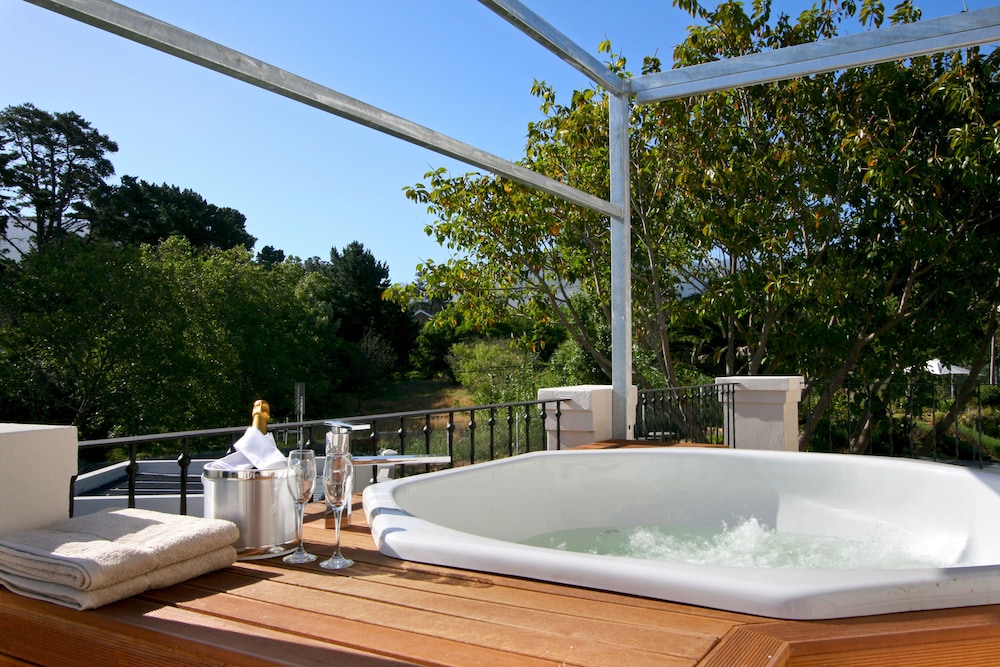 Nova Constantia Boutique Residence 5/70
