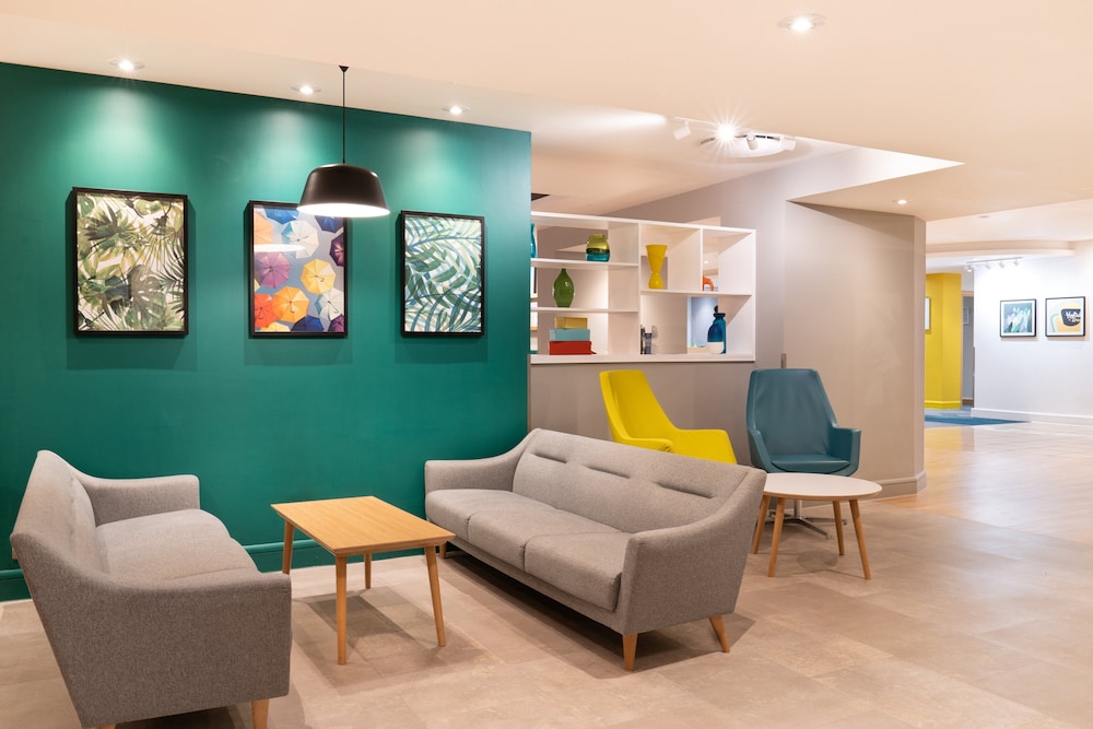 Holiday Inn Southampton-Eastleigh M3, jct13 52/72