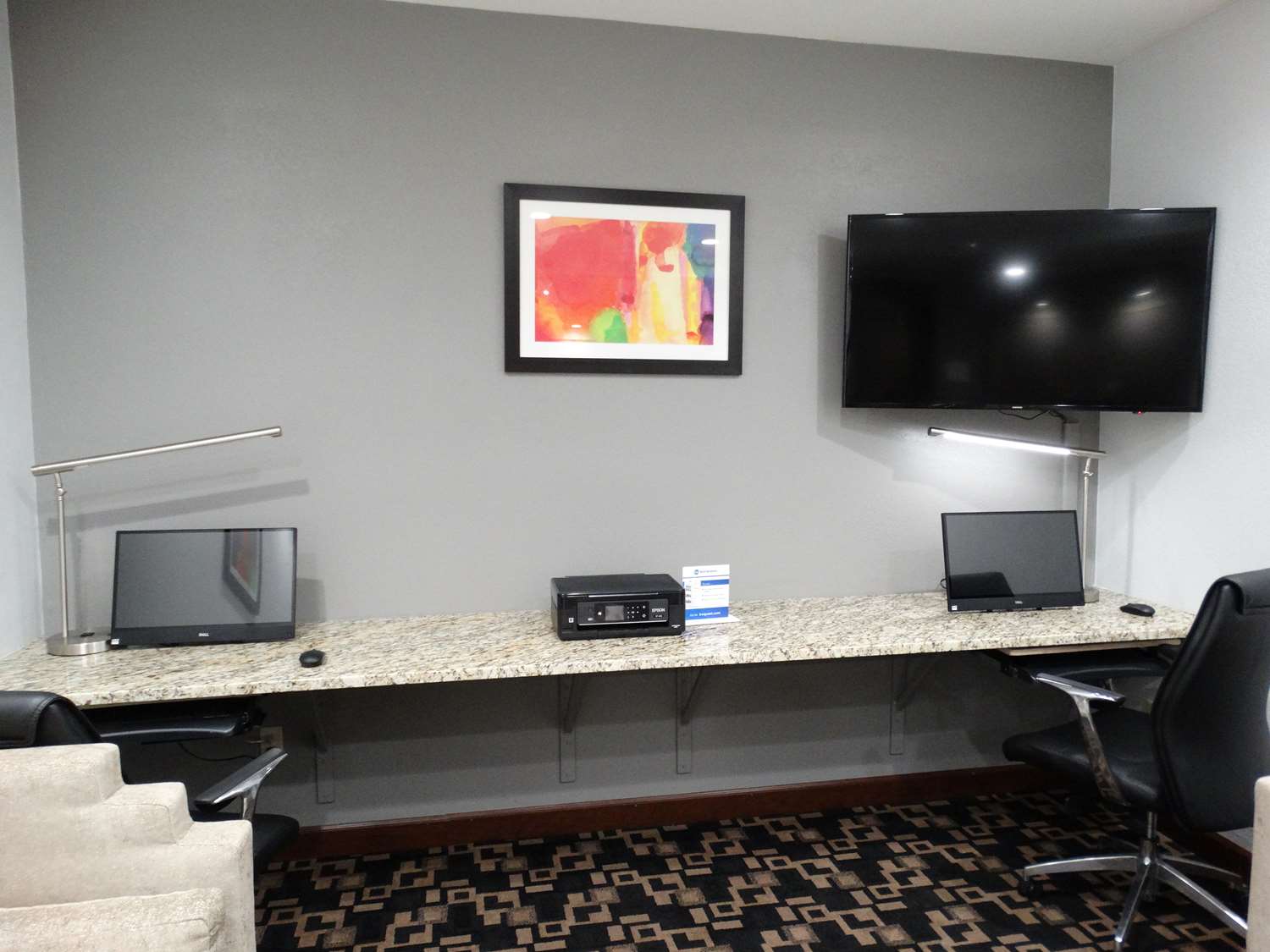 Sonesta Essential Hotels Overland Park 17/18
