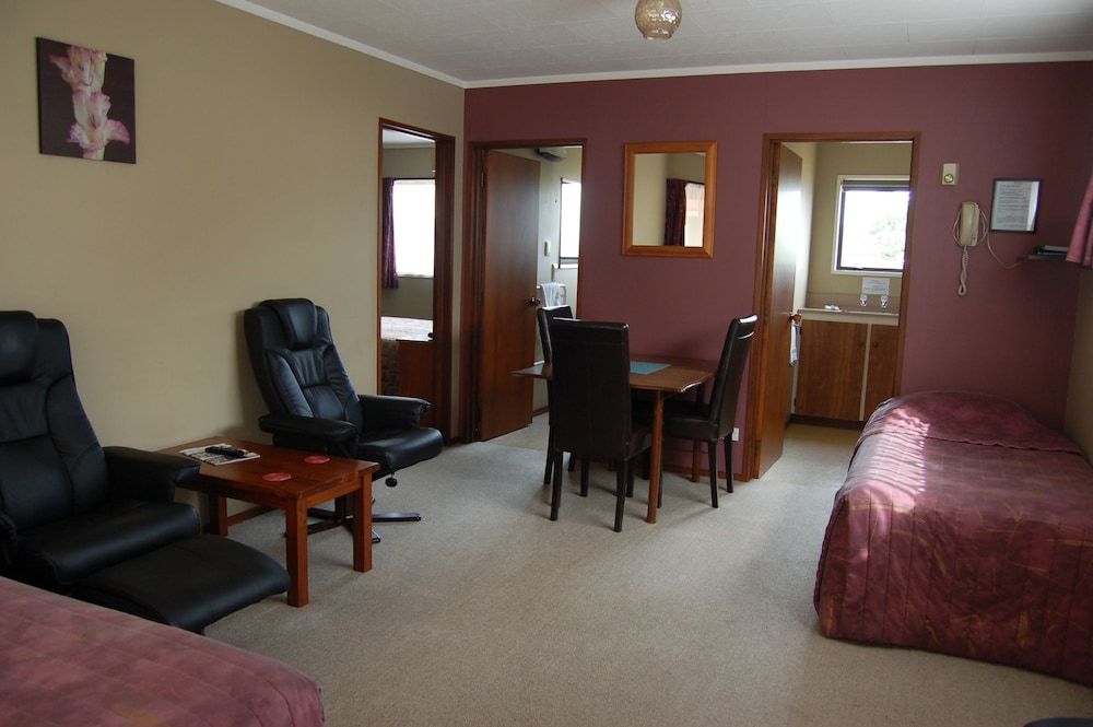 Carisbrook Motel 27/33