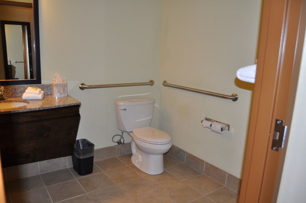 Holiday Inn Express And Suites Lebanon 14/40
