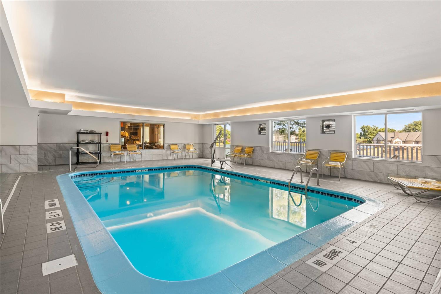 Comfort Inn & Suites Olathe - Kansas City 22/39