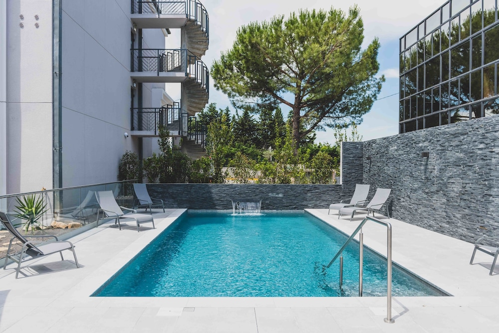 Radisson Hotel Aix En Provence 36/65