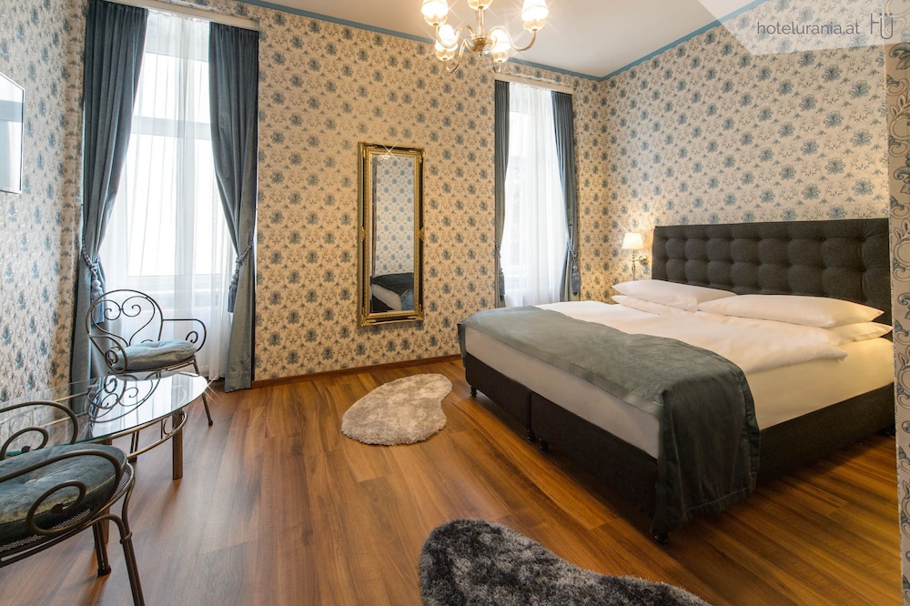 Hotel Urania 31/78
