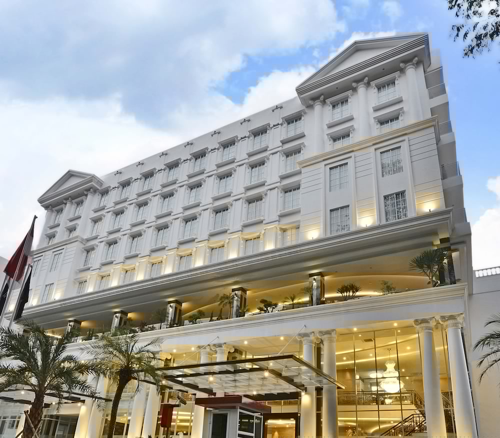Grand Savero Hotel Bogor 1/49