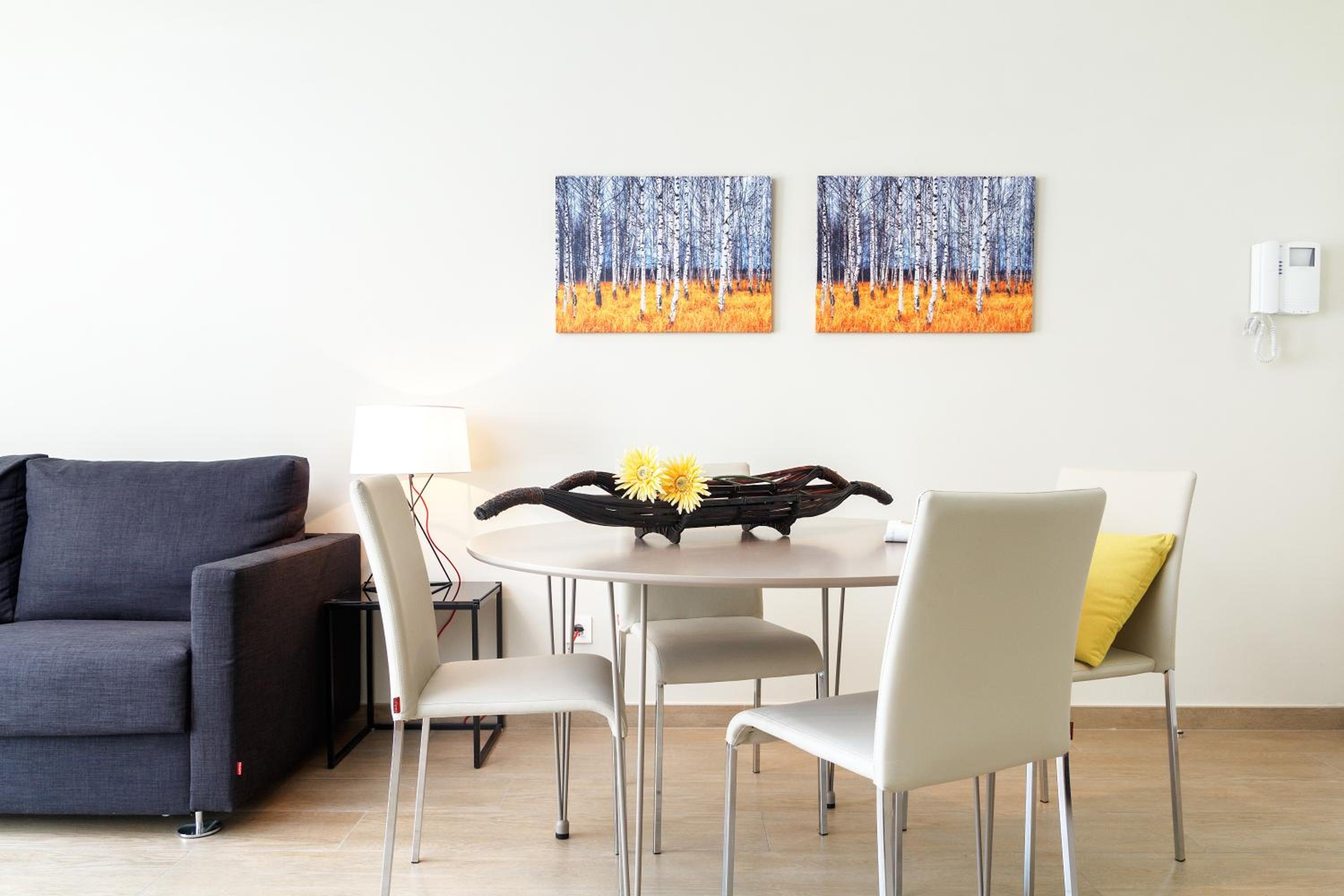 Feelathome Plaza Apartments 37/51