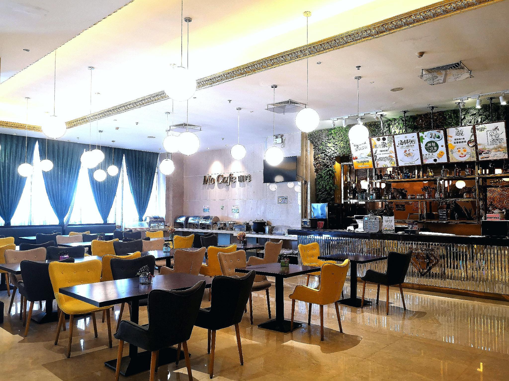 Kailong International Hotel 44/58