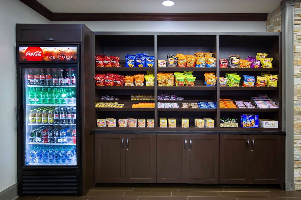 La Quinta Inn & Suites by Wyndham Tupelo 37/48