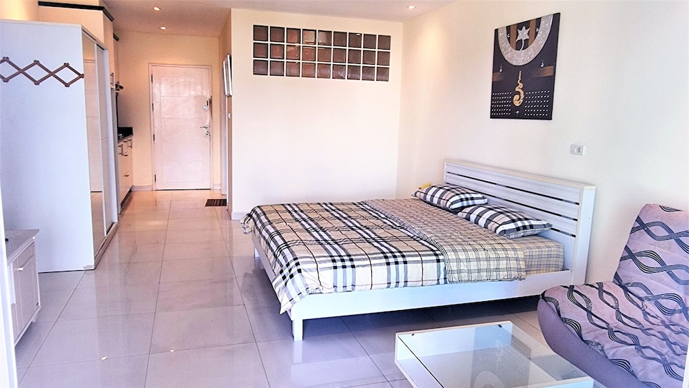 Jomtien Plaza Residence 30/50