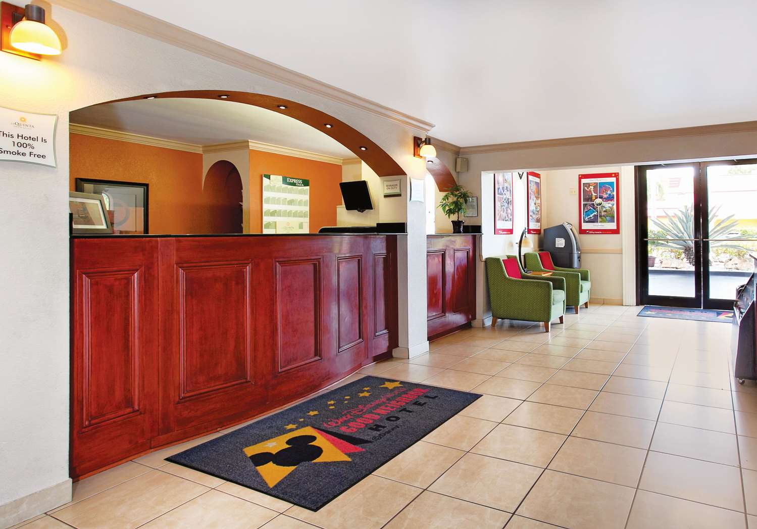 Lobby at La Quinta Inn By Wyndham Orlando International Drive North, ORLANDO - FL