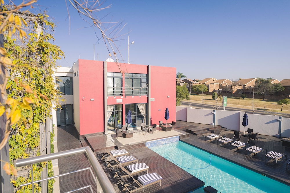 Blue Diamond Boutique Hotel 1/36