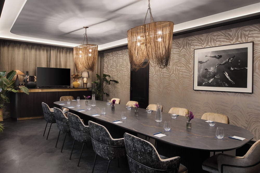 Hotel AMANO Covent Garden 51/60
