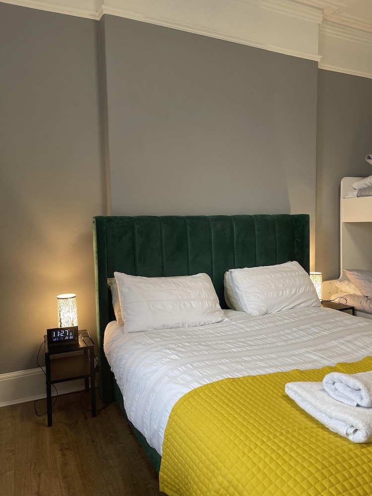 Westbank Hotel - Guest House 9/50