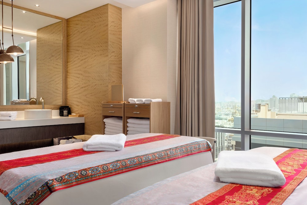 Novotel Dubai Gold District 20/61