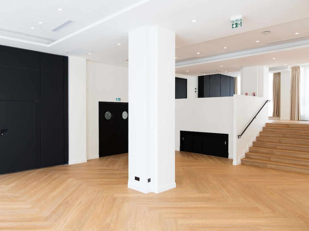 Mondrian Cannes 37/47