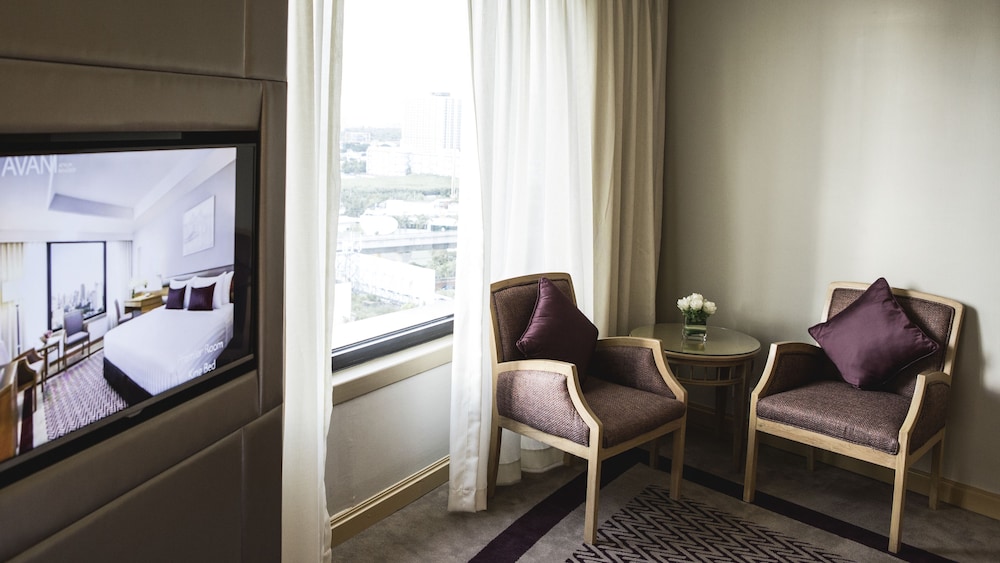 Grand Mercure Bangkok Atrium 48/72