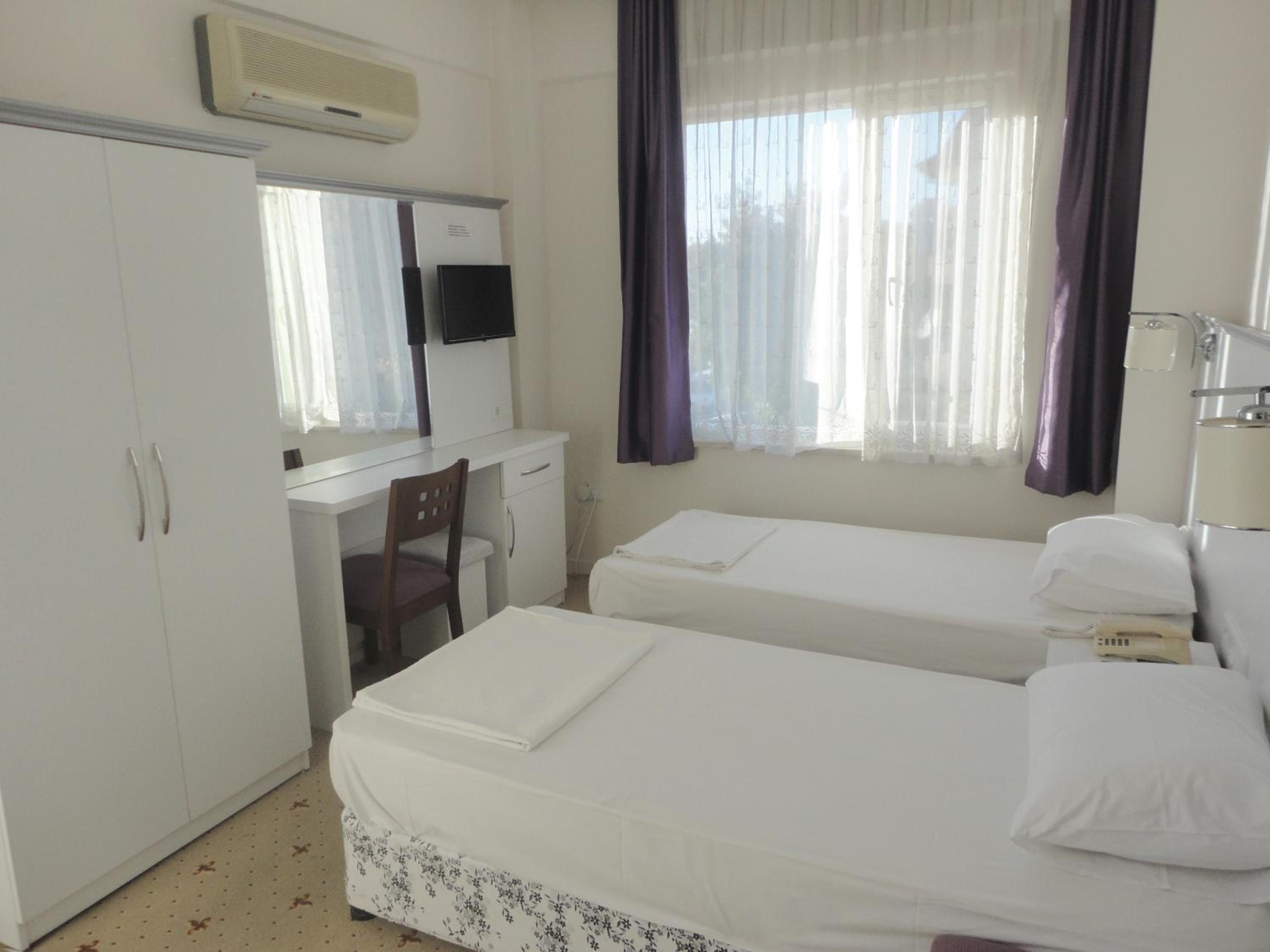 ROOM, TWIN BEDS, SEA VIEW