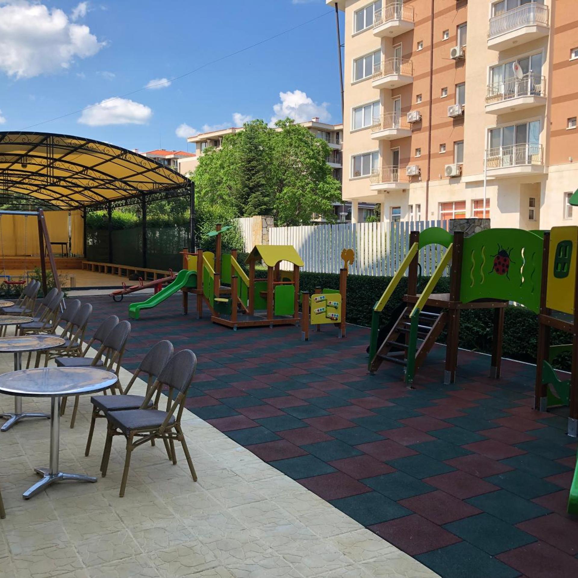 Hotel Aurora 65/74