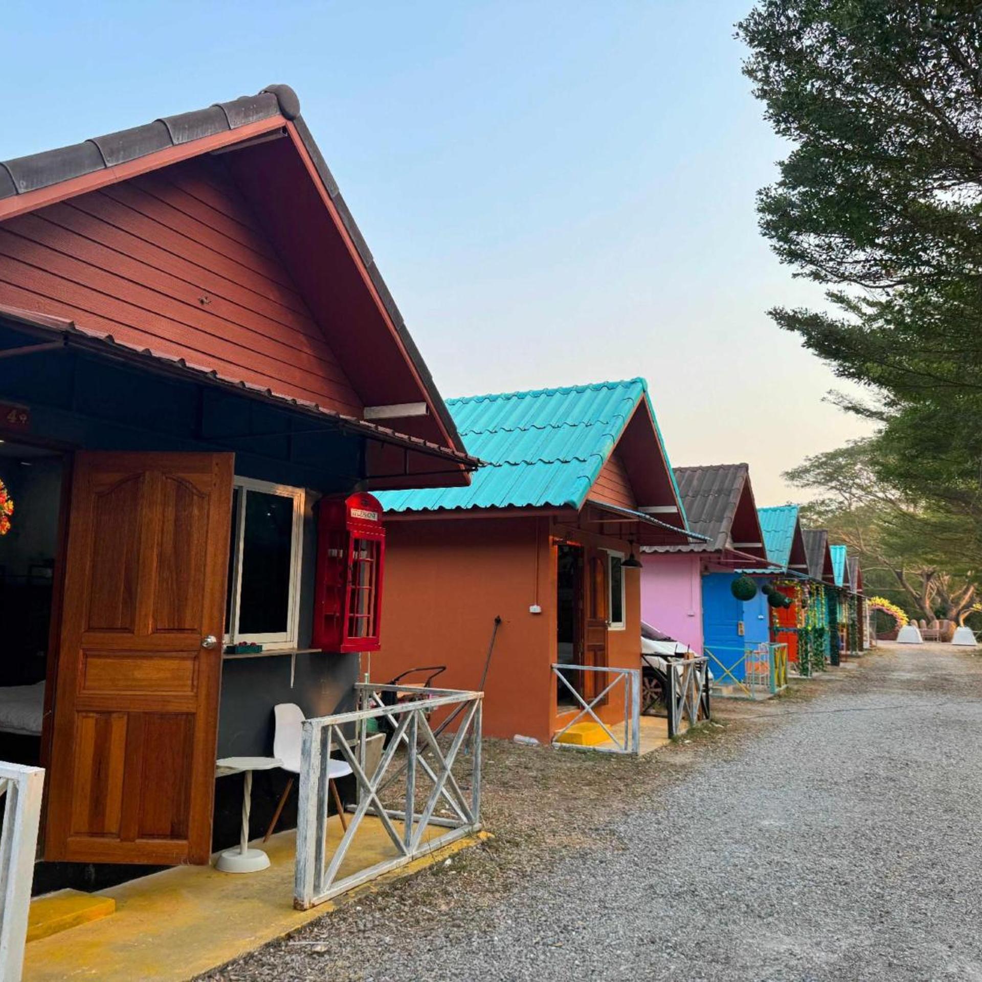 OYO 75539 Phanthida Resort and Cafe 21/24
