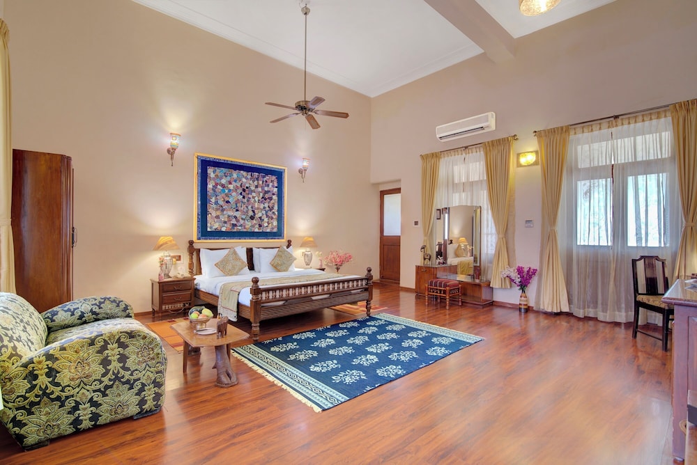 WelcomHeritage Shivavilas Palace 23/64