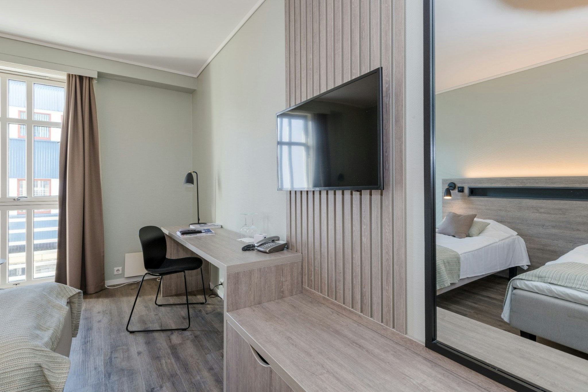 Grand Hotell Egersund 10/21