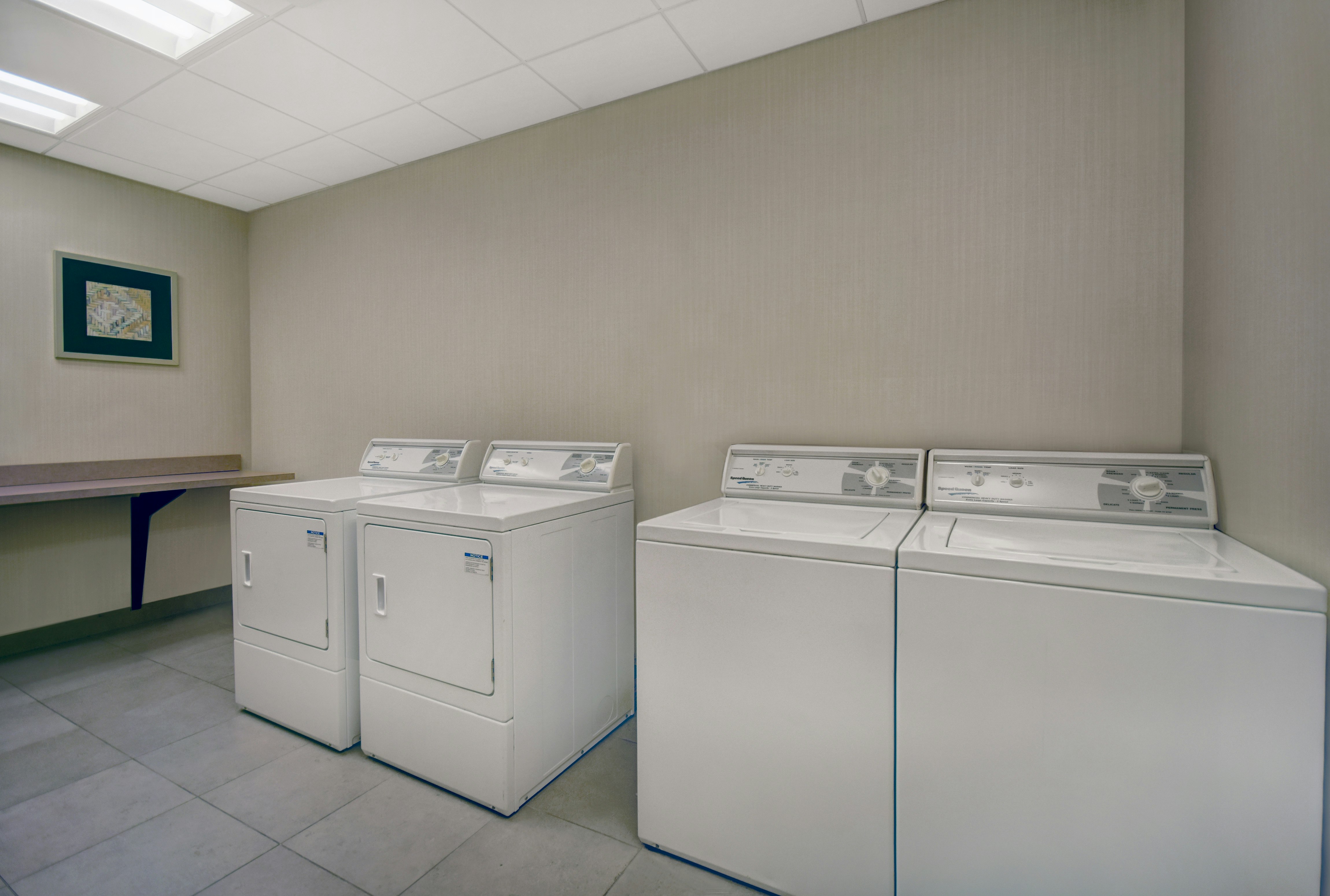Hampton Inn And Suites Robbinsville 8/57