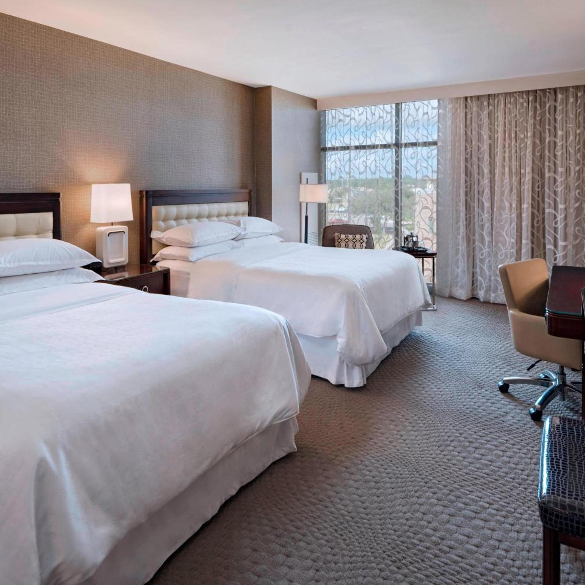 Room, 2 Queen Beds, Pool View, Sheraton Austin Georgetown Hotel Conference Center 12/17