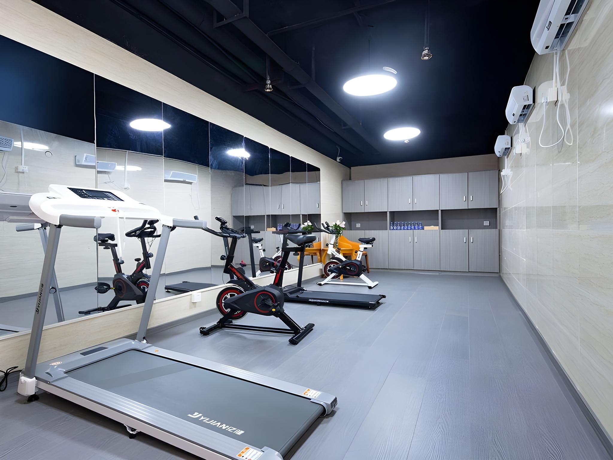 Vienna International Hotel (Changsha Hongxing Desiqin Plaza) 38/49
