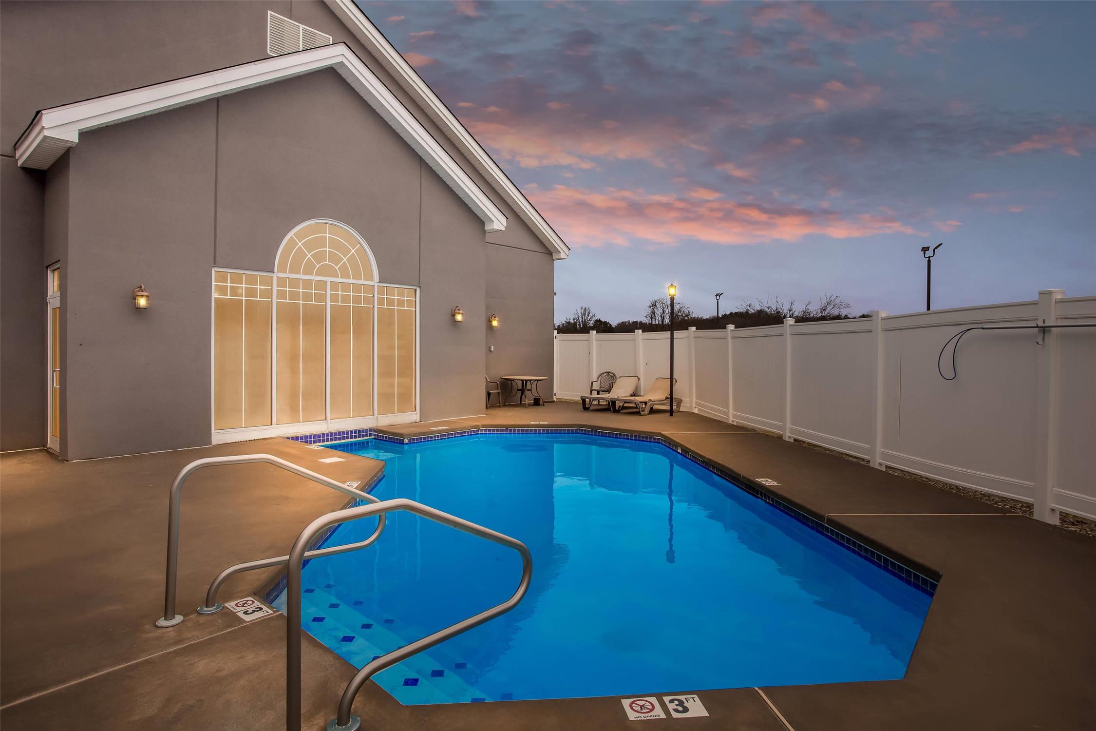 Country Inn and Suites By Radisson Beckley WV 32/65